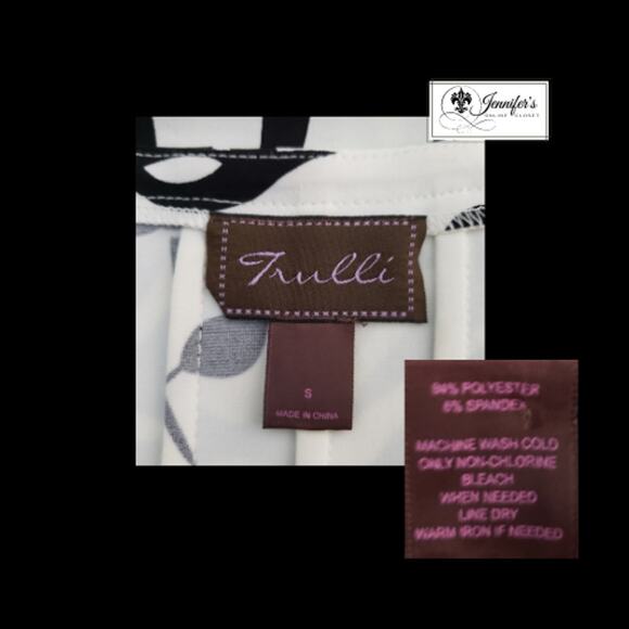 3/$30 Trulli Black and Ivory Floral Short Sleeve Knee Length Dress - Picture 6 of 7